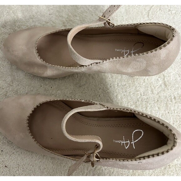 J. Adams Women's 7.5 Honey Heels Round Toes Scalloped Edge Retro Mary Jane Pumps - Picture 8 of 10